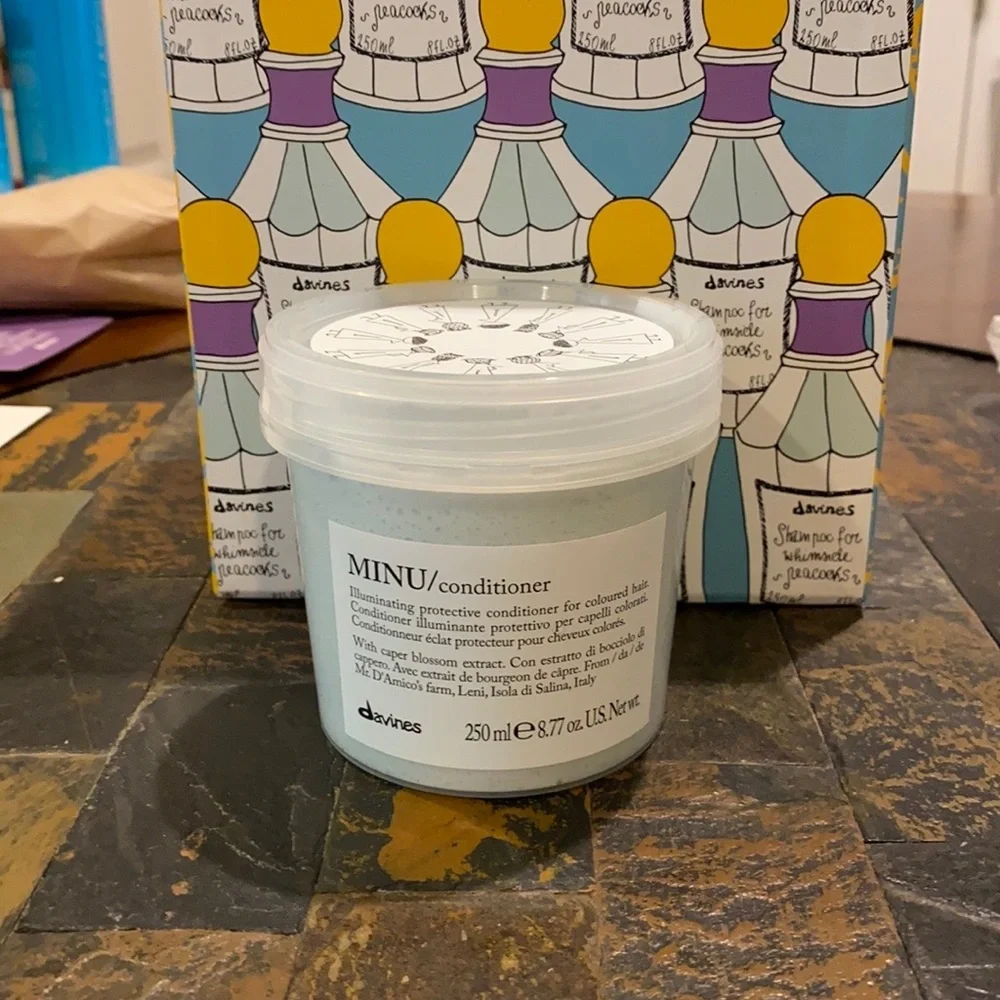 Davines  Colours Minu  Conditioner 8.77 oz